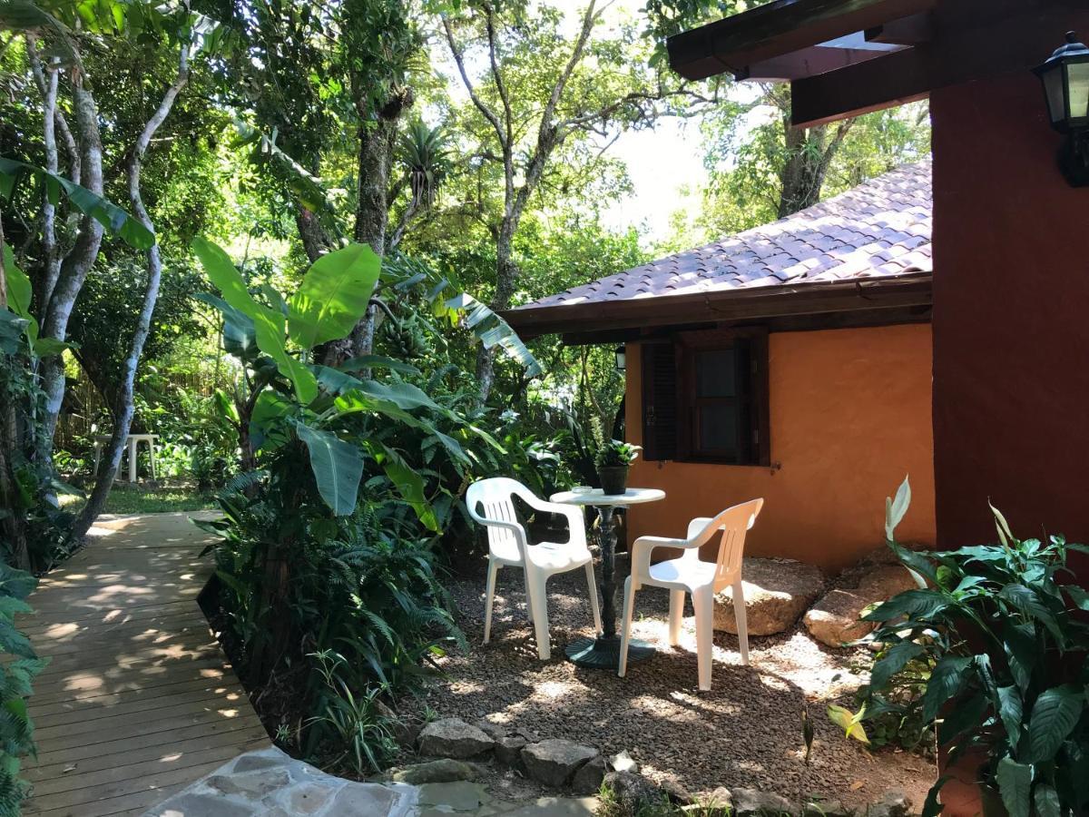 Regina Guest House Praia do Rosa Exteriér fotografie