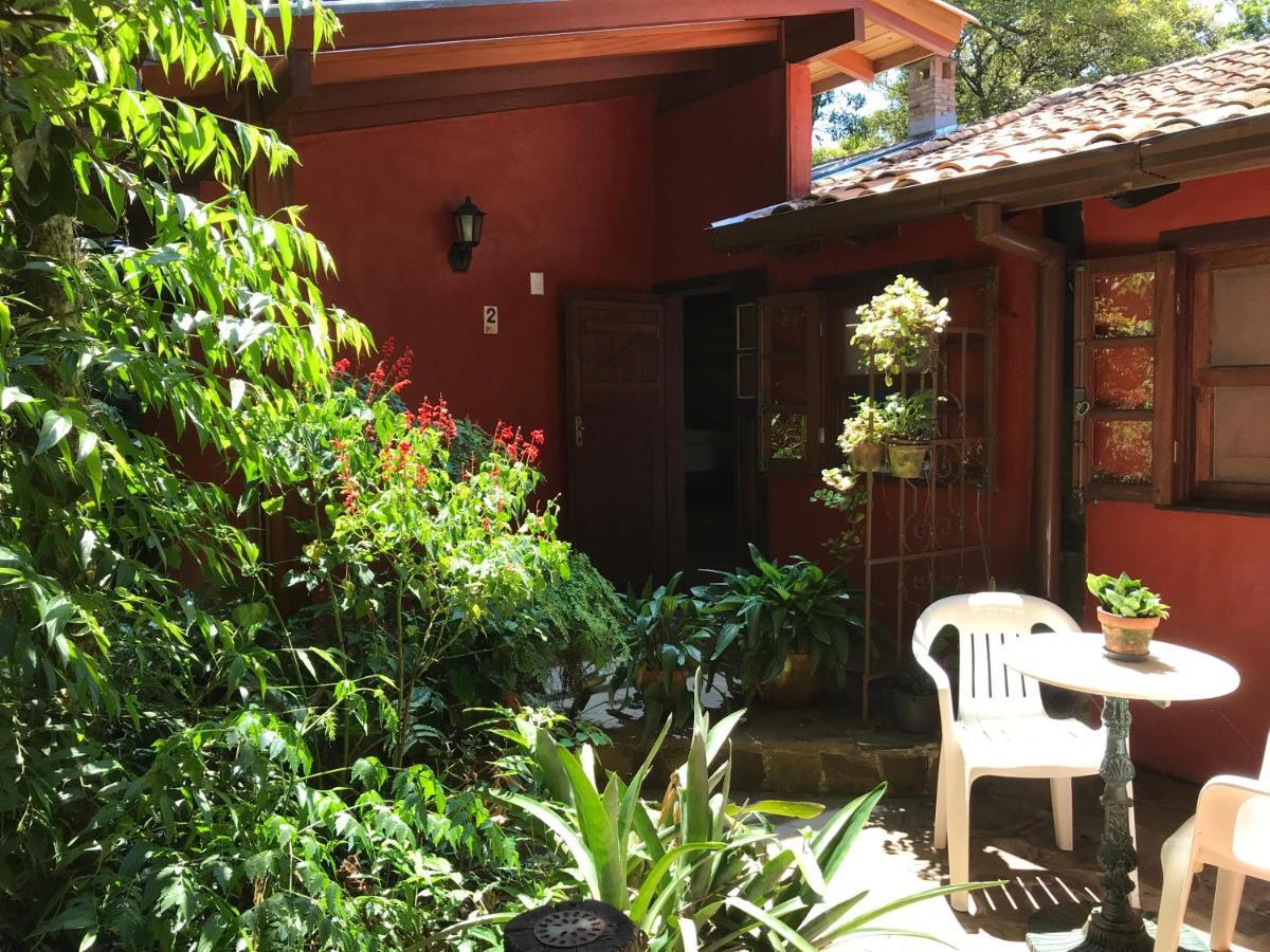 Regina Guest House Praia do Rosa Exteriér fotografie